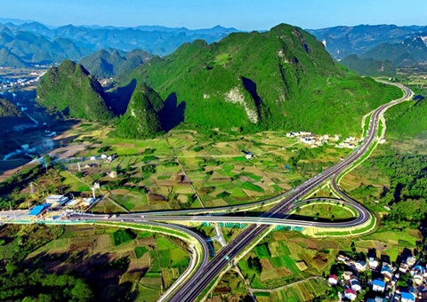 打出政策“组合拳”！！桂林全链条要素包管助推墟落振兴